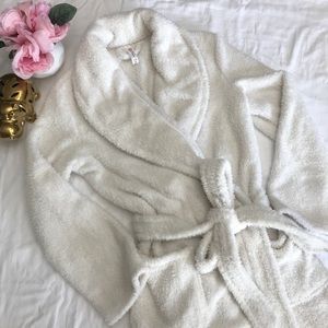 Fluffy bath robe
